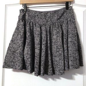 Dotti Gray miniskirt size 10 EUC